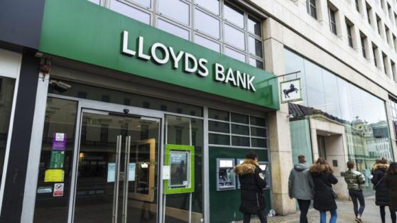 Lloyds share price great comeback is here: will it last?