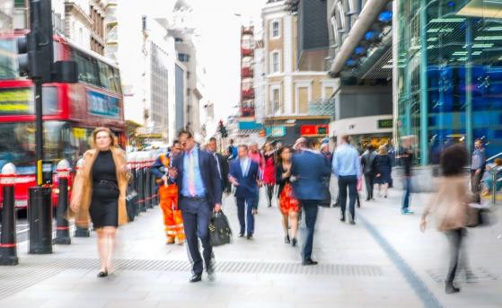 UK Wage Data to Confound Expectations in September and October says Oxford Economics