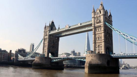London open: Stocks edge up as investors mull UK jobs data