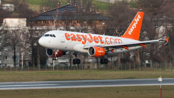 EasyJet cancels 1,700 flights over the summer season